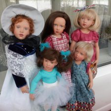 Пока нас только пять