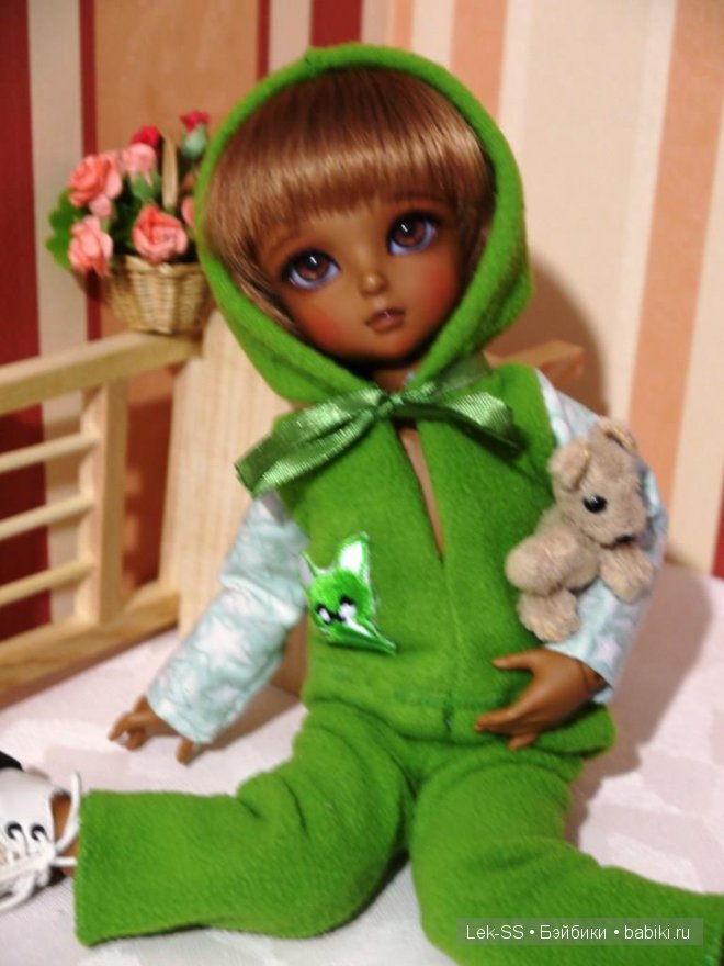 Вот что значит - нет интернета!(Костюмчики для девчонок) (фото 9)