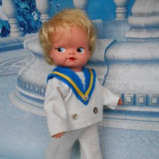 Кукла ГДР немецкая Германия 20см отличная полностью резиновая AHG редкая Синеглазка в матроске