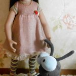 Гордые красавицы и вязаные платьица