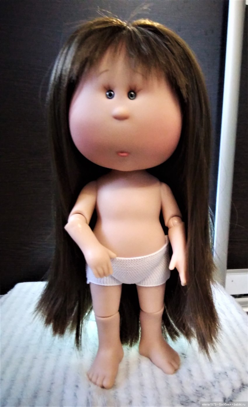 Шарнирная Мия, Mia Nines d'Onil