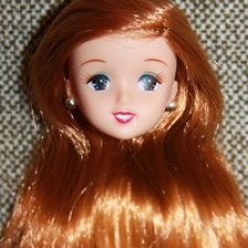 Голова Орие Каяма (мамы Ликки 5 поколения) компании Такара