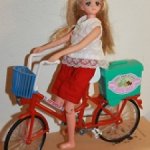 Редкая винтажная велосипедистка от Тому