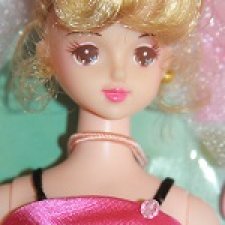 Винтажная 18-летняя Дженни Такара из серии Birth Cocktail Calendar Girls (March - Pink Lady)