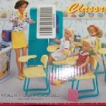 Набор мебели для классной комнаты от фирмы Gloria (Classroom Play Set ).