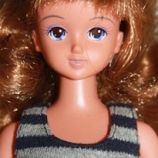 Винтажная подружка Дженни тановая New Флора на теле с шейным шарниром