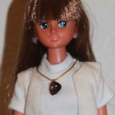 Винтажная тановая подружка Дженни Кисара