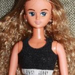 Винтажная тановая подружка Дженни Кисара