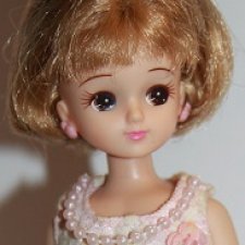 Кареглазая Ликка 4 поколения компании Такара