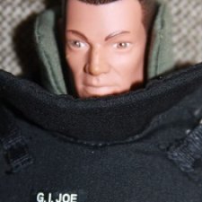 Брутальный экшен-парень G.I. Joe Bomb Disposal компании Hasbro