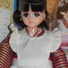 Марин Calendar Girls из серии 2002 Uniforms of History (June - Waitress) компании Такара