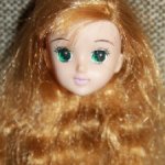 Голова подружки Дженни Тимотей компании Такара