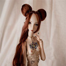 Фарфоровая шарнирная кукла Кассандра