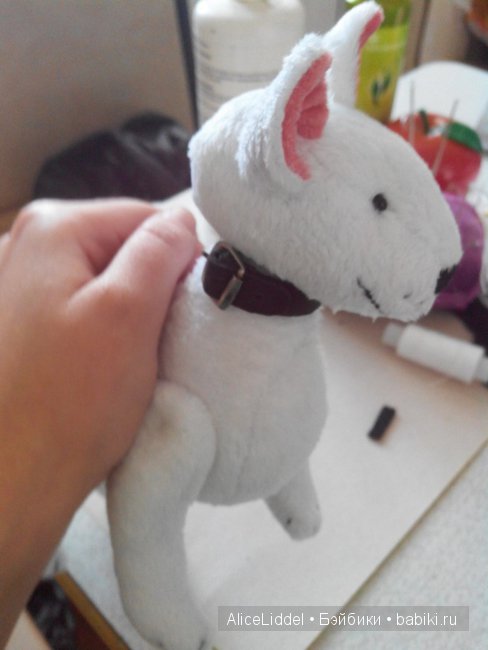 Маленький белый пёсик, игрушка ручной работы (фото 6)