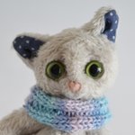 Котик, ждущий весну. Игрушка  ручной работы