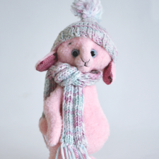 Зайка в пастельных тонах