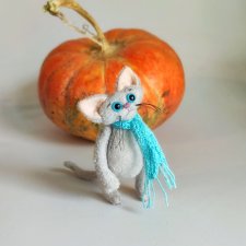 Кот Мордекай