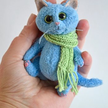 Кот Кирюша пришёл посмотреть 🐱