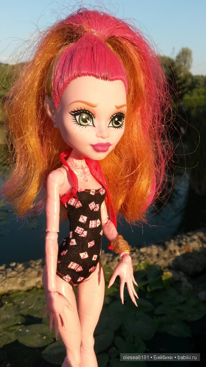 Прогулка в парке с винтажными куколками