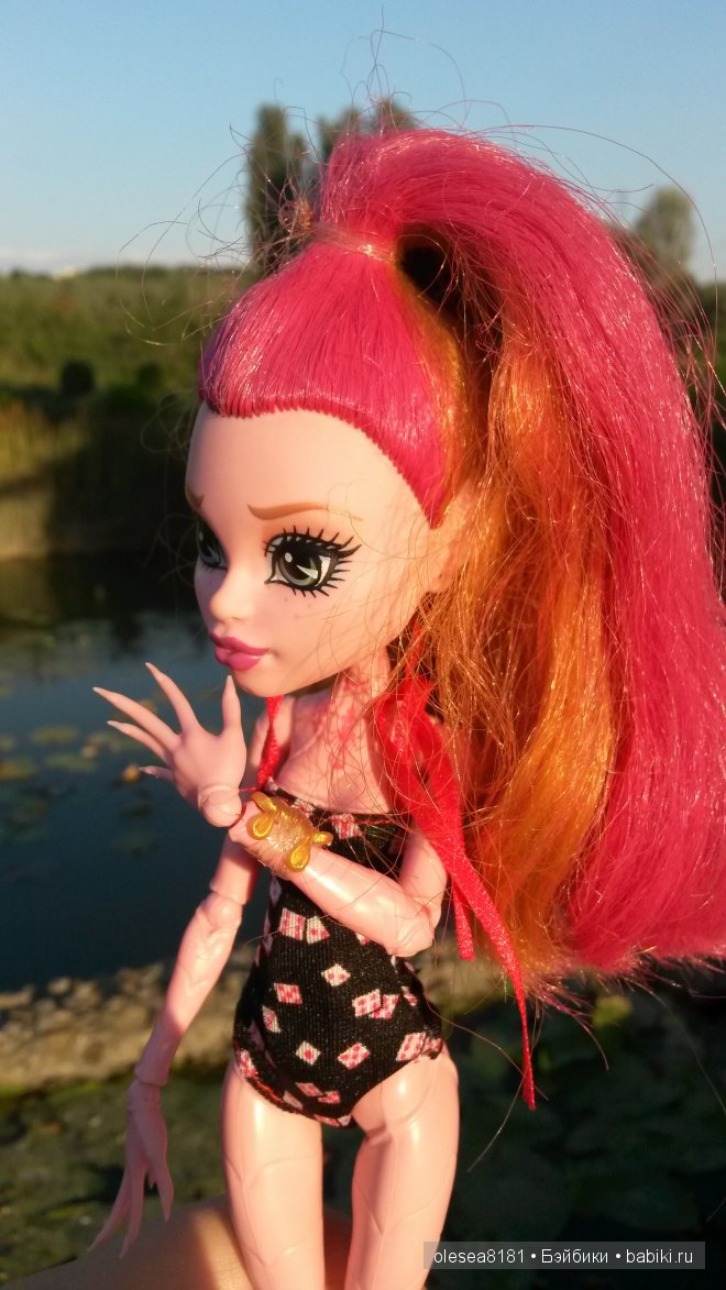 Прогулка в парке с винтажными куколками