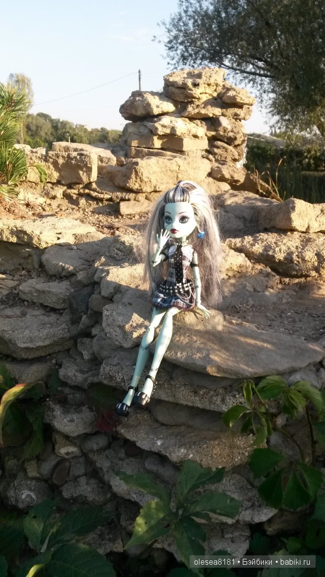 Прогулка в парке с винтажными куколками