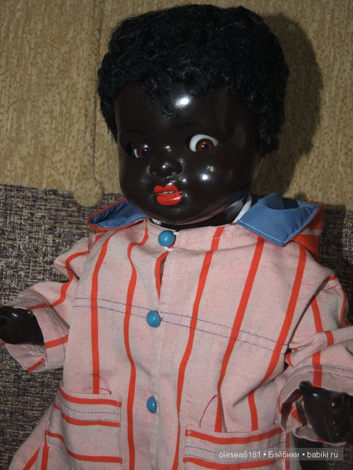 Небольшая компания завораживающих антикварных кукол (фото 2)