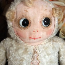 Googly. Старинная текстильная куколка Гуглик