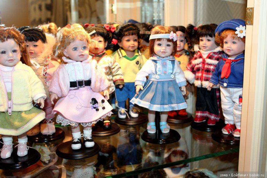 Шкафчик с сокровищами — Домашние коллекции кукол: фото собраний (фото 4)