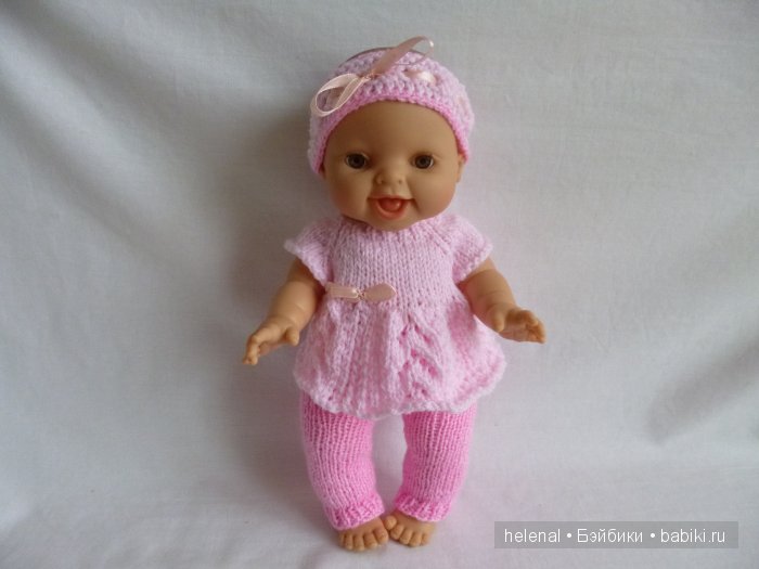 Показ одежды на куколка от Paola Reina