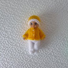 Комплект для куклы-пупса 11 см (желтый)