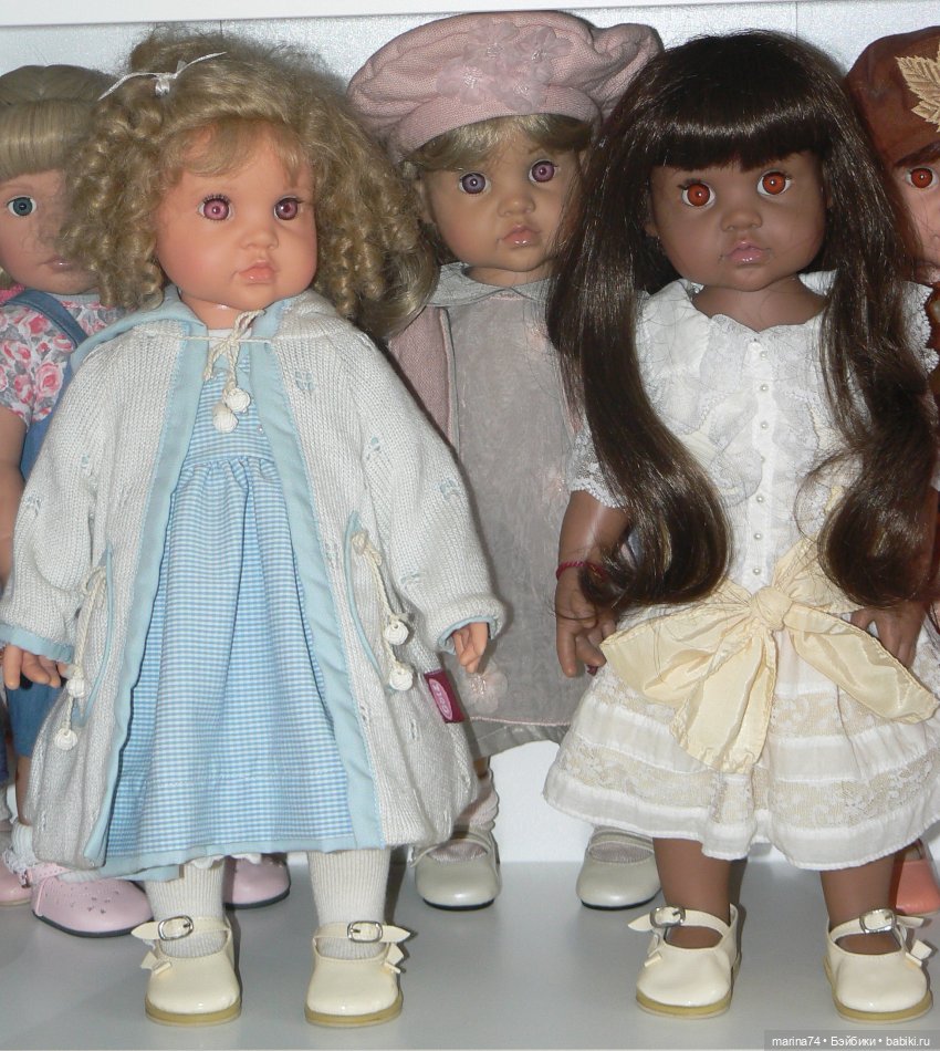 Кукольный шкаф — Домашние коллекции кукол: фото собраний