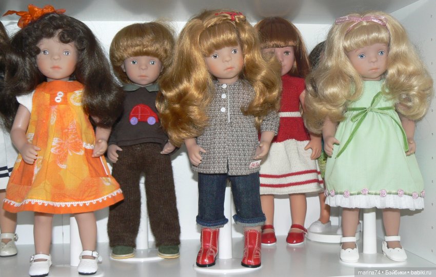 Кукольный шкаф — Домашние коллекции кукол: фото собраний (фото 10)