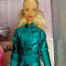 Barbie Fashion Wardrobe