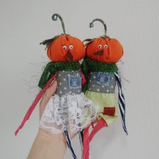 Куклы тыквы на Хэллоуин парочкой