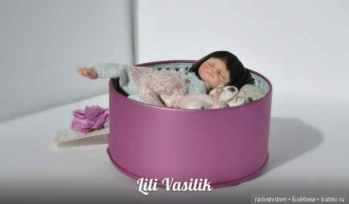 Девочка - сплюшечка. Мини куклы и игрушки Лилии Василик