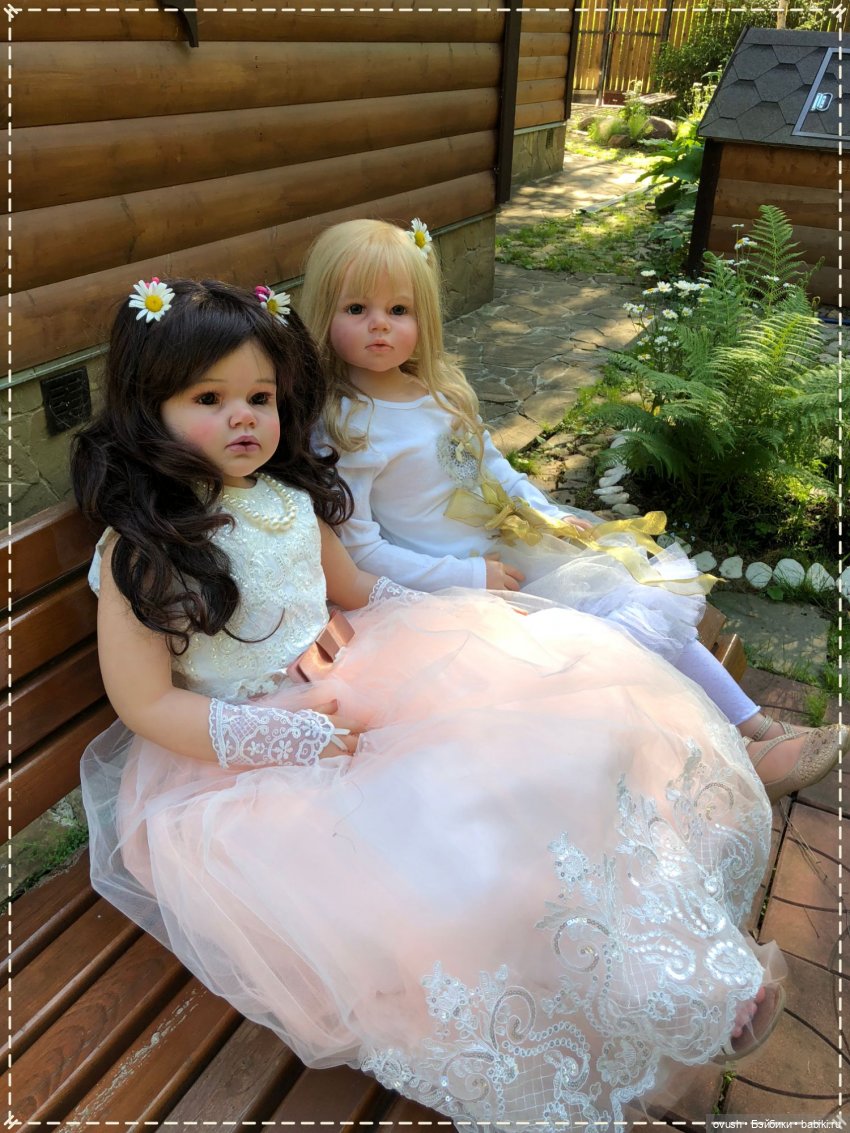 Две непоседы, два солнышка, две любимые малышки - счастье, умноженное на два