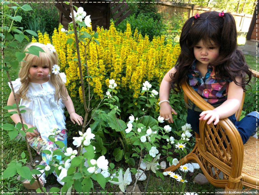 Две непоседы, два солнышка, две любимые малышки - счастье, умноженное на два (фото 9)