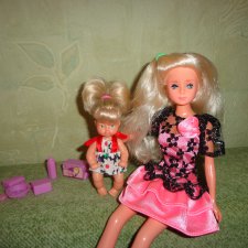 Куколка дочка бетти из 90-х с девочка блондинка с аксессуарами. Не игранная