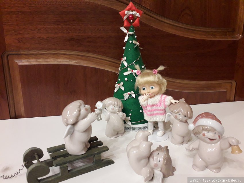 А, Машенька, тоже ангел!