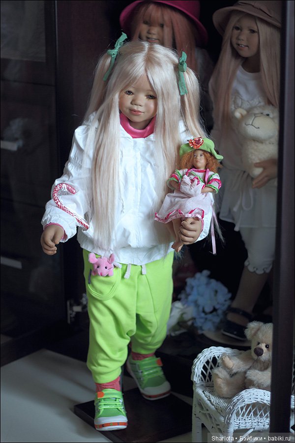 Прощальный поцелуй уходящего лета...или снова Химочки! Sarai от Annette Himstedt. Переодевалки