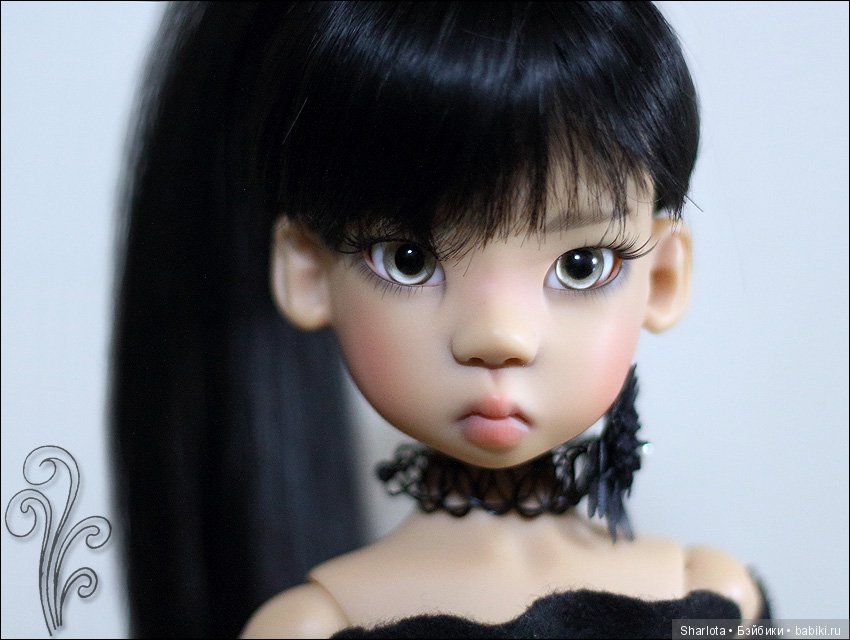 Мои любимые Принцессы-Кошки! Одна почти статичная, а вот за второй… побегала))