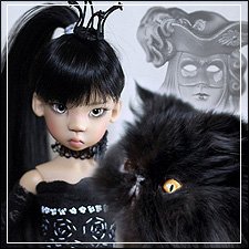 Мои любимые Принцессы-Кошки! Одна почти статичная, а вот за второй… побегала))