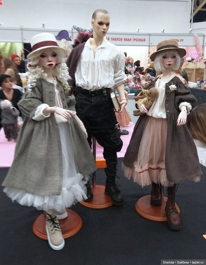 Весенний бал кукол, выставка на Тишинке. Или три моих - АХ