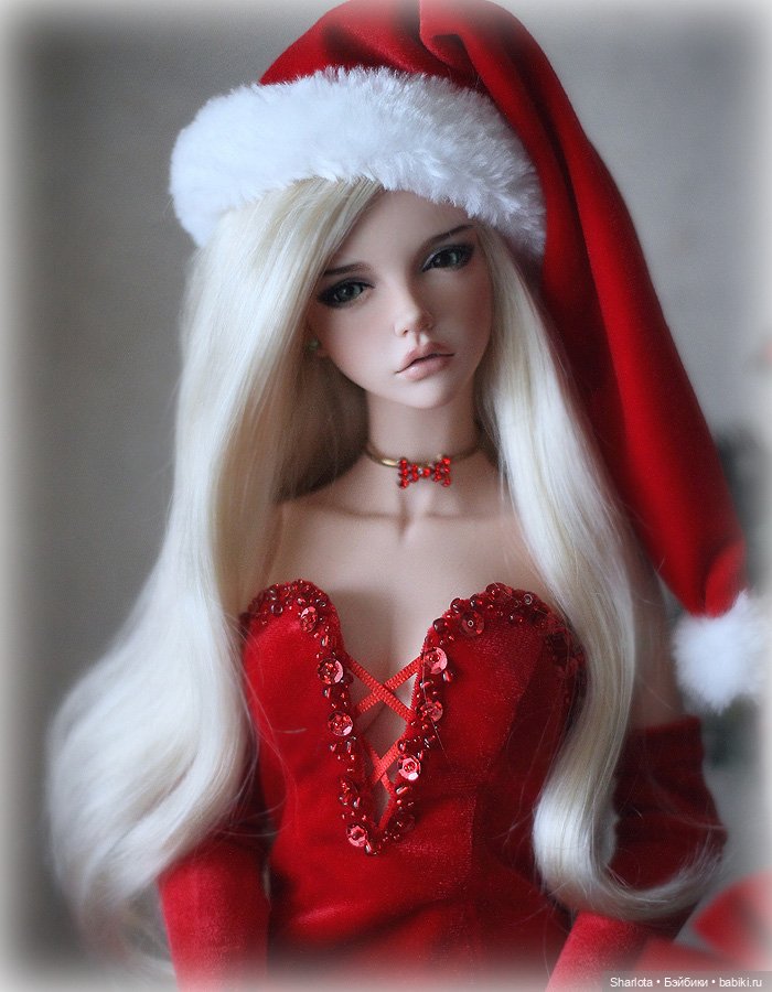 Невозможное – возможно! Любимые Каешки и утонченные красавицы от Иплхаус… или необычный Family look-помощницы Санты