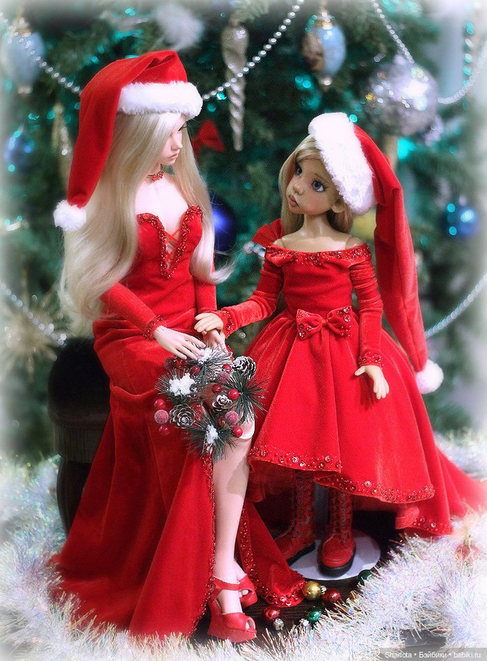 Невозможное – возможно! Любимые Каешки и утонченные красавицы от Иплхаус… или необычный Family look-помощницы Санты