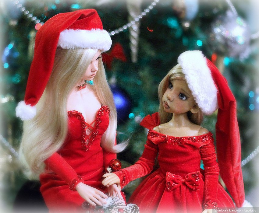 Невозможное – возможно! Любимые Каешки и утонченные красавицы от Иплхаус… или необычный Family look-помощницы Санты