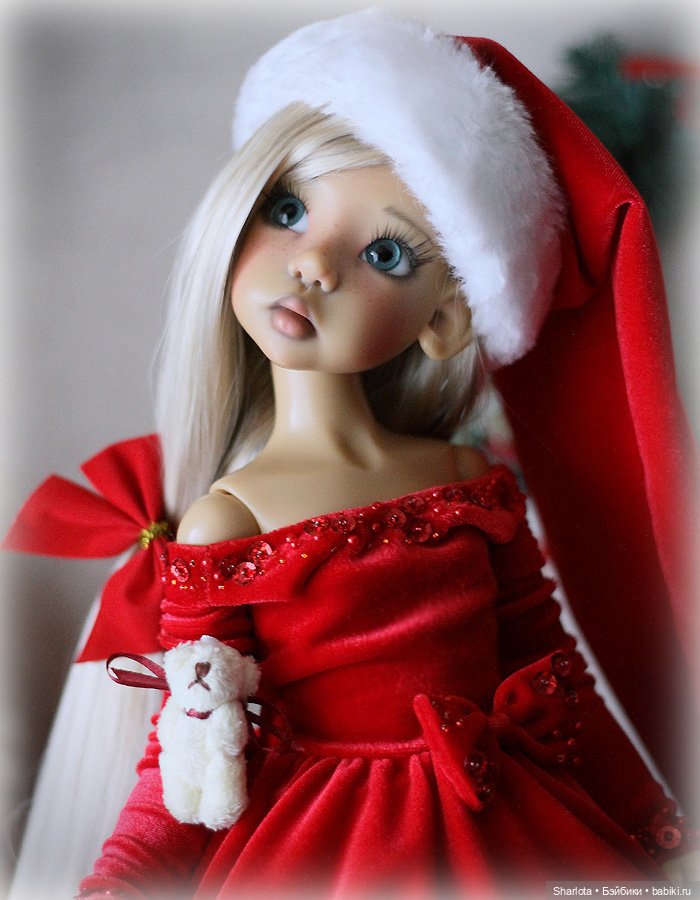 Невозможное – возможно! Любимые Каешки и утонченные красавицы от Иплхаус… или необычный Family look-помощницы Санты