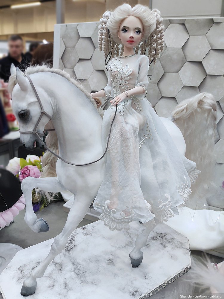 Выставка на Тишинке 2024 моими глазами. 2 часть