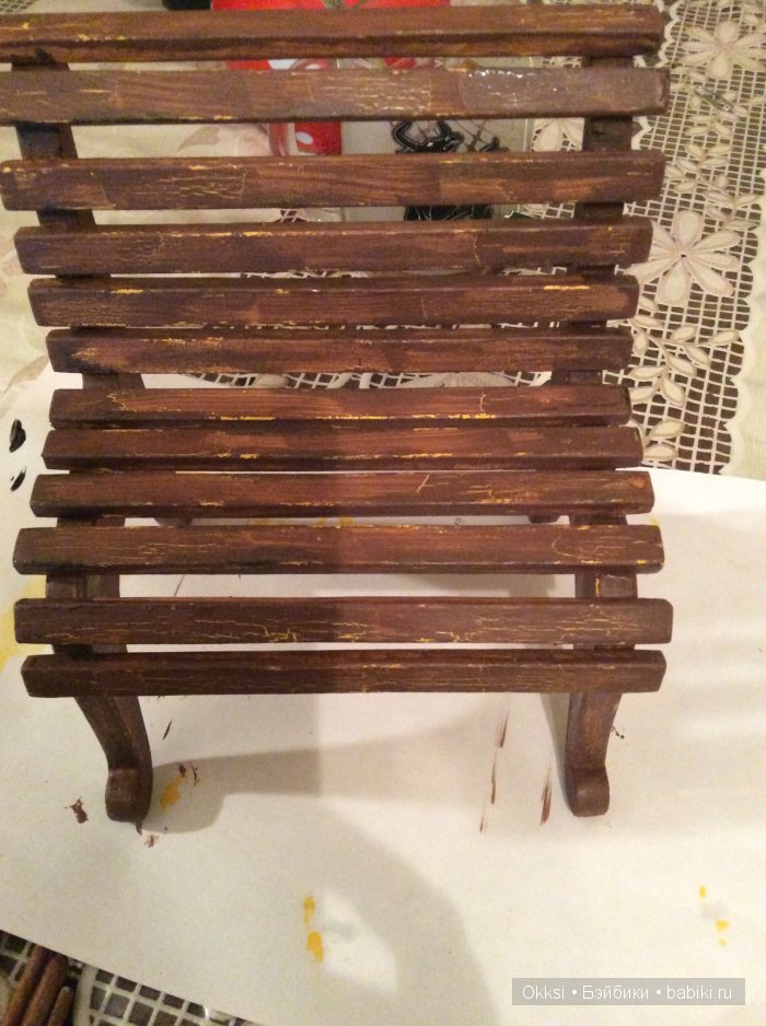 Декорирование скамеечки для кукол (фото 5)
