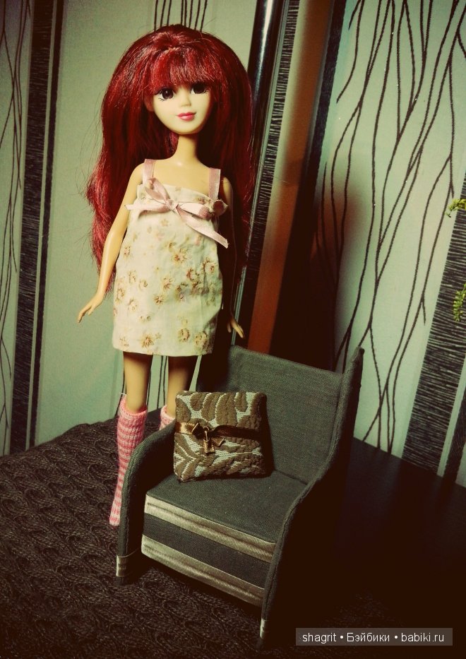 голова кукла Abbie, тело от куклы Barbie Mattel, красивые красноватые волосы, челка, кресло, ночная, гетры голова кукла Abbie, тело от куклы Barbie Mattel, красивые красноватые волосы, челка, кресло, ночная, гетры
